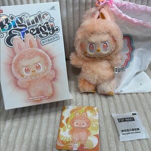HAPPINESS-PopMart Big Into Energy Labubu.New.Box(bent) and bag opened to verify.